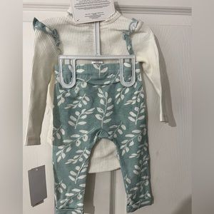 Bodysuit.. pants and headband